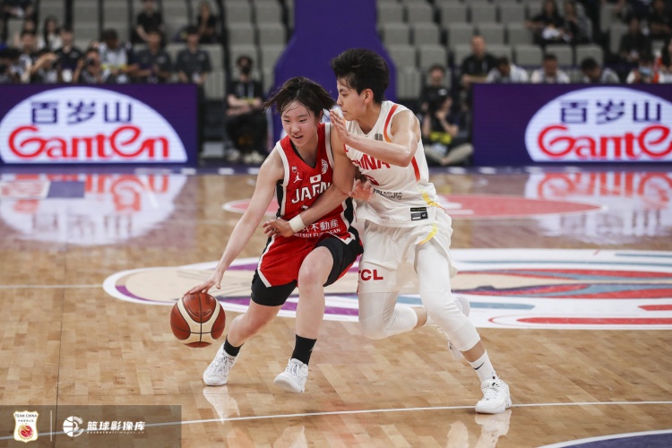 媒体人：田中心有出色的攻击力和大局观 往后再经历打磨会更强
